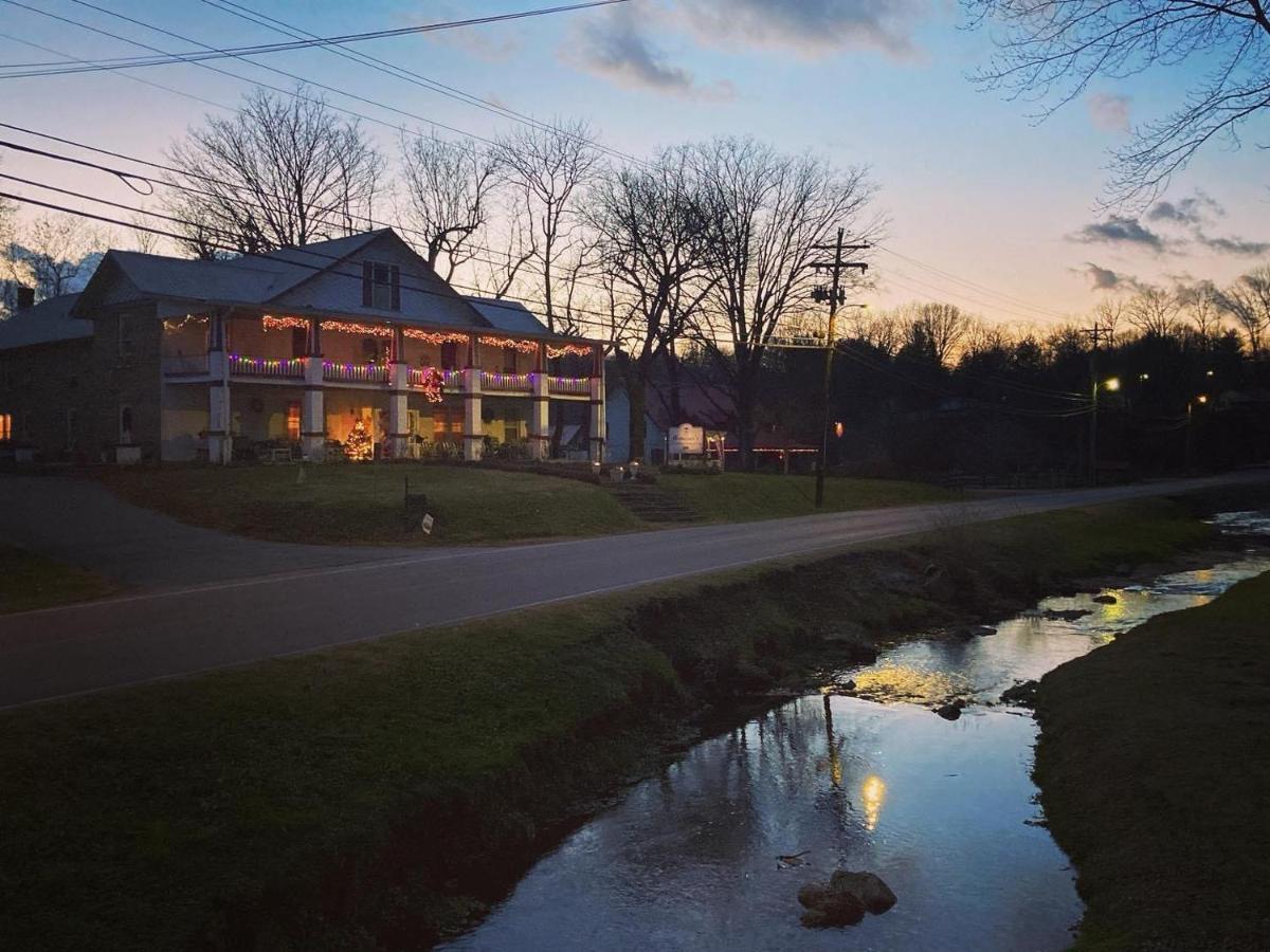 Armour'S Hotel & Spa Red Boiling Springs Extérieur photo